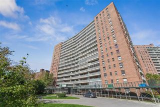 61-15 98th Street . I6 H, Rego Park, NY 11374