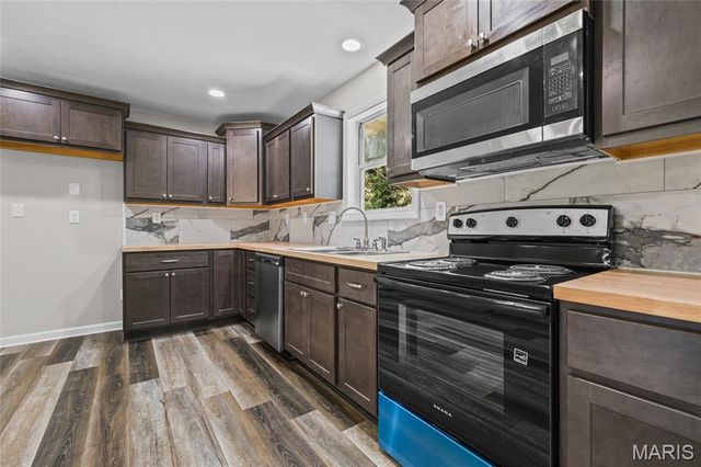 204 Wesley Drive, Bonne Terre, MO 63628