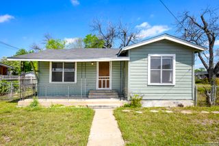 1701 W Southcross, San Antonio, TX 78211
