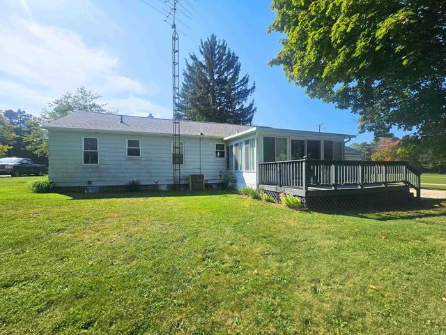 9467 E Frances Road, Forest Twp, MI 48463