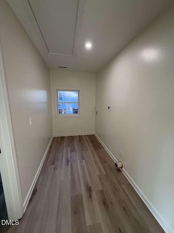 208 S Saint John Street, Burlington, NC 27217
