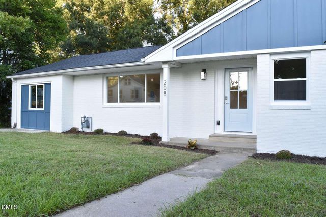 208 S Saint John Street, Burlington, NC 27217