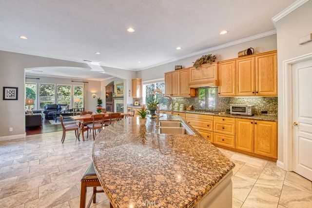 2 Lake View, Coto De Caza, CA 92679