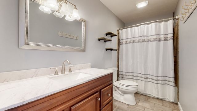 1504 Potter Dr, Columbia, TN 38401