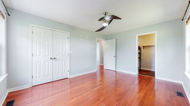 1504 Potter Dr, Columbia, TN 38401