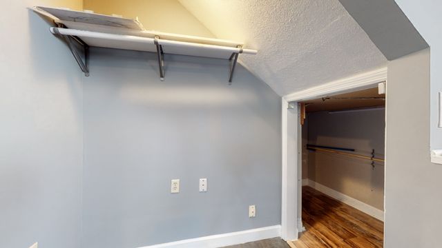 1504 Potter Dr, Columbia, TN 38401