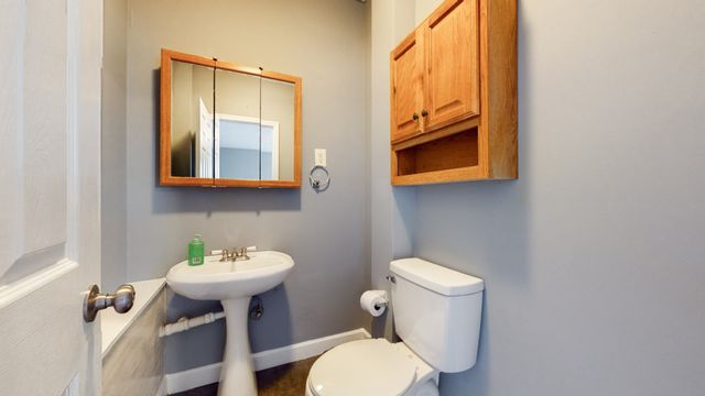 1504 Potter Dr, Columbia, TN 38401