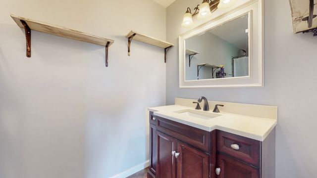 1504 Potter Dr, Columbia, TN 38401