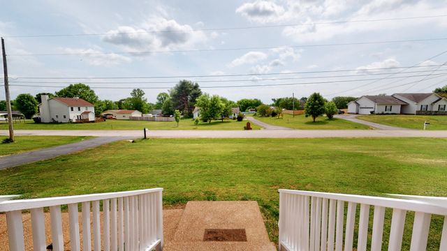 1504 Potter Dr, Columbia, TN 38401