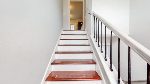 1504 Potter Dr, Columbia, TN 38401