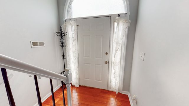 1504 Potter Dr, Columbia, TN 38401