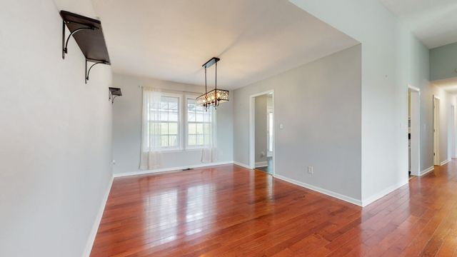 1504 Potter Dr, Columbia, TN 38401