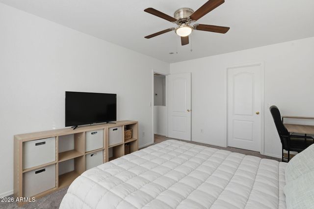 2733 E CAMBRIDGE Avenue, Phoenix, AZ 85008