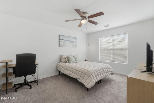 2733 E CAMBRIDGE Avenue, Phoenix, AZ 85008