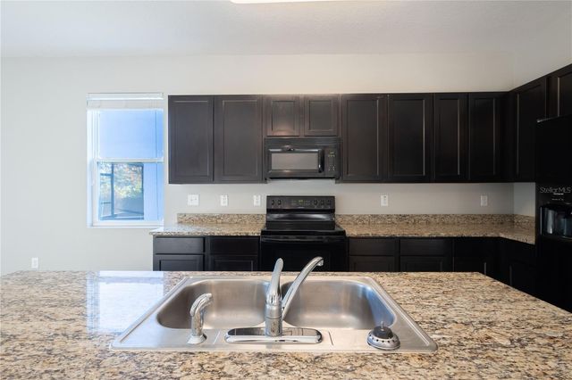 8954 INDIGO TRAIL LOOP, Riverview, FL 33578