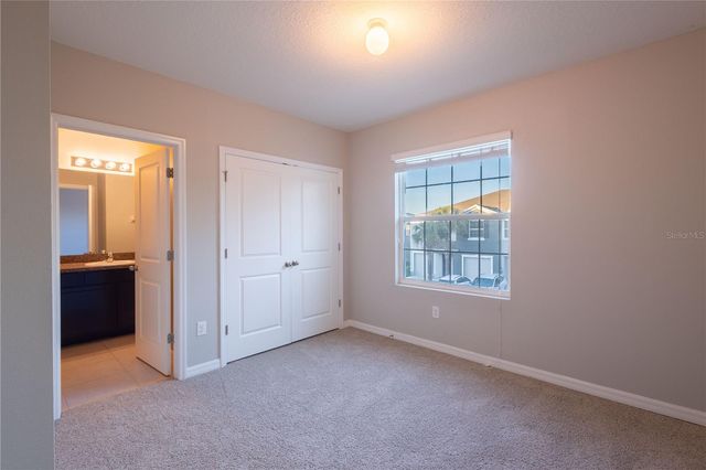 8954 INDIGO TRAIL LOOP, Riverview, FL 33578