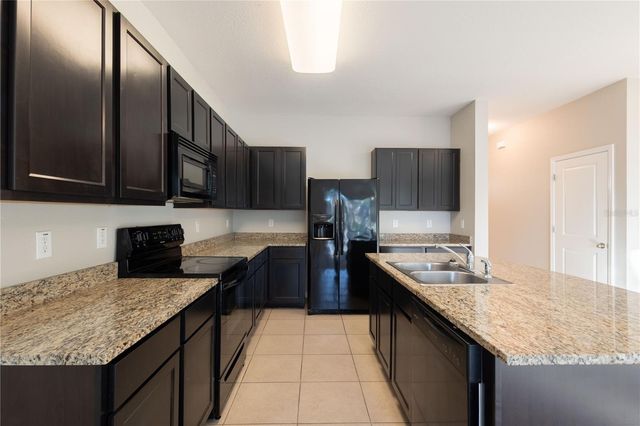 8954 INDIGO TRAIL LOOP, Riverview, FL 33578