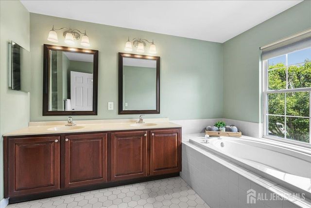 1 inverness Drive, Manalapan, NJ 07726
