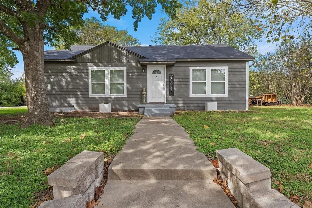 1401 E Texas Avenue, Mart, TX 76664