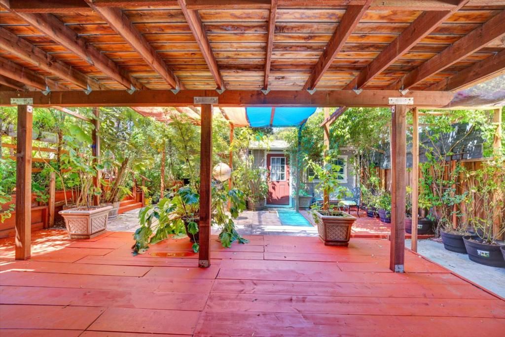Image 24 of property listing at 22505 Ralston Place, Hayward, CA 94541