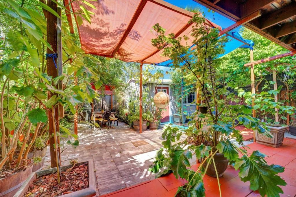 Image 25 of property listing at 22505 Ralston Place, Hayward, CA 94541