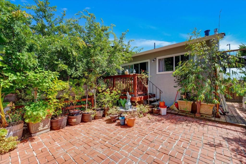 Image 28 of property listing at 22505 Ralston Place, Hayward, CA 94541