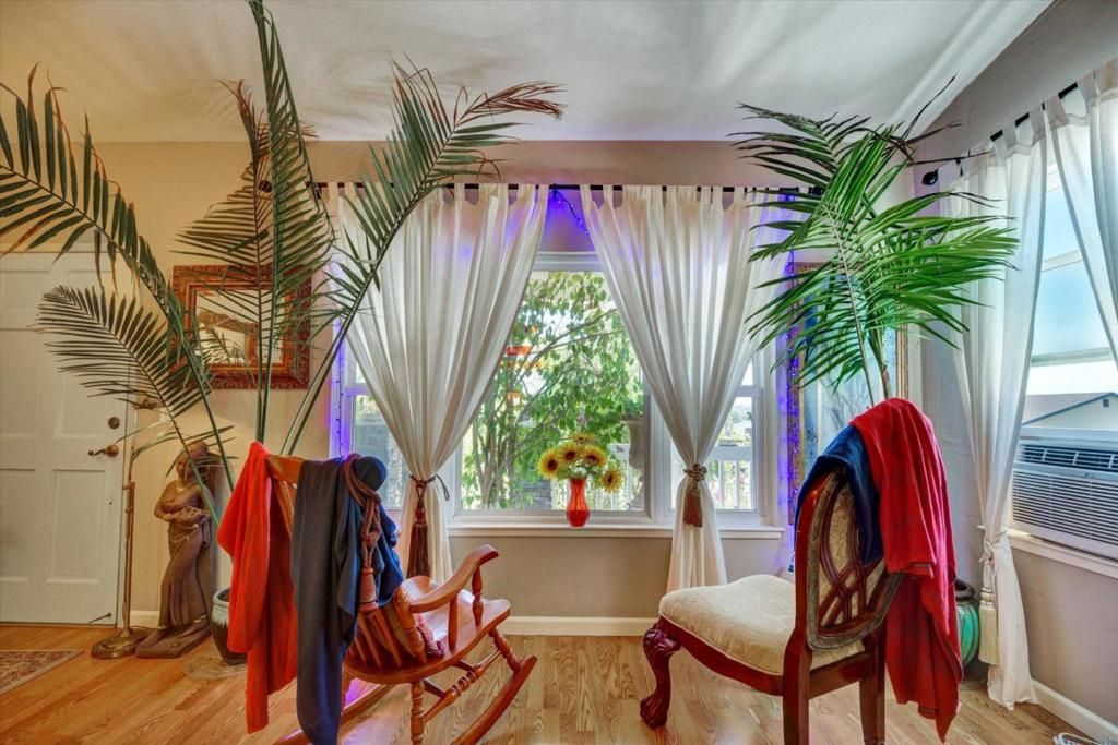 Image 5 of property listing at 22505 Ralston Place, Hayward, CA 94541