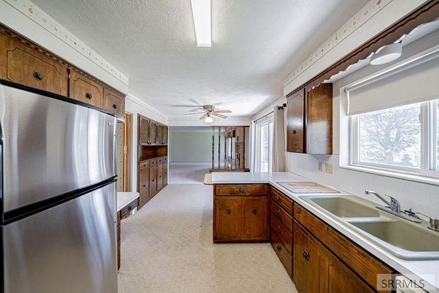 330 S 4th E, Rexburg, ID 83440