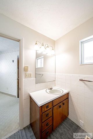 330 S 4th E, Rexburg, ID 83440