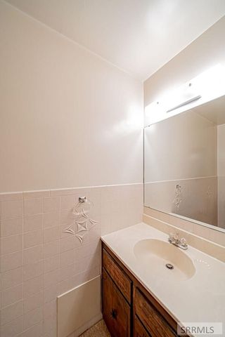 330 S 4th E, Rexburg, ID 83440