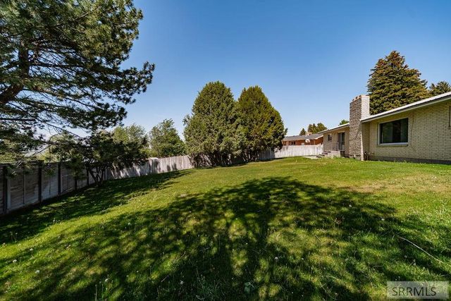 330 S 4th E, Rexburg, ID 83440