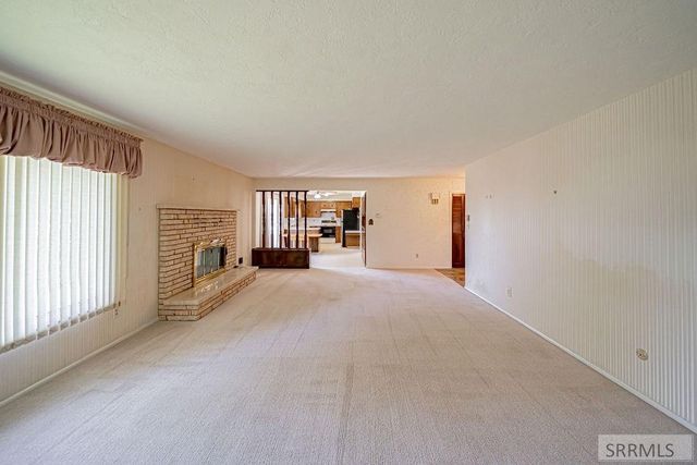 330 S 4th E, Rexburg, ID 83440