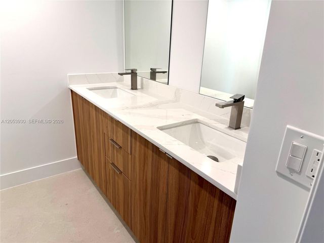 2601 N 40th Ave A-9, Hollywood, FL 33021