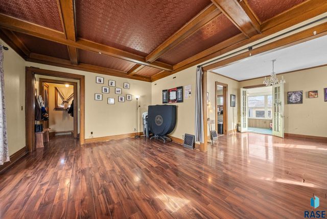 118 S Walts Ave Avenue, Sioux Falls, SD 57104