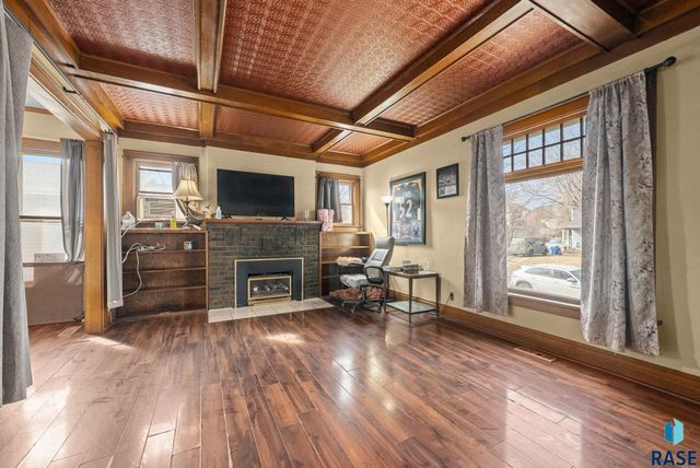 118 S Walts Ave Avenue, Sioux Falls, SD 57104