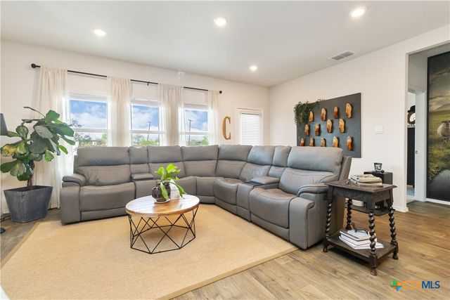 393 Trent Drive, New Braunfels, TX 78130