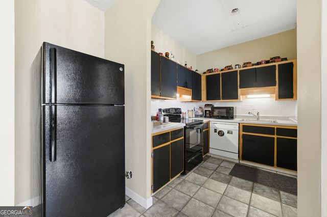 3060 Pharr Court North NW APT 223, Atlanta, GA 30305