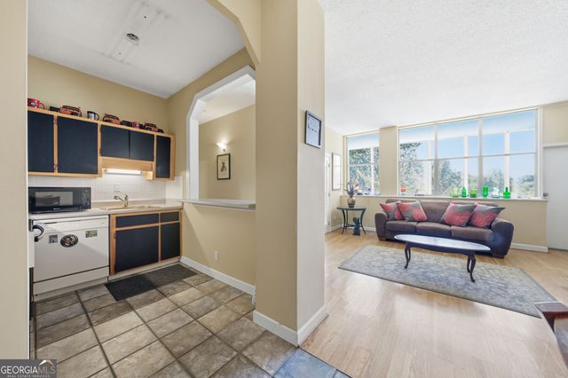 3060 Pharr Court North NW APT 223, Atlanta, GA 30305