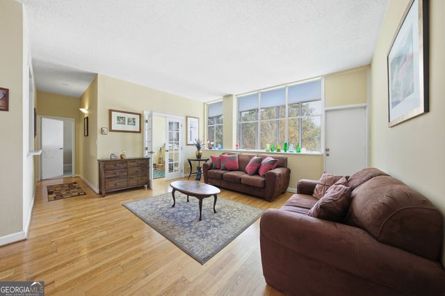 3060 Pharr Court North NW APT 223, Atlanta, GA 30305