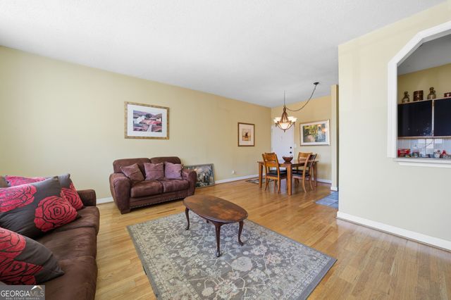 3060 Pharr Court North NW APT 223, Atlanta, GA 30305