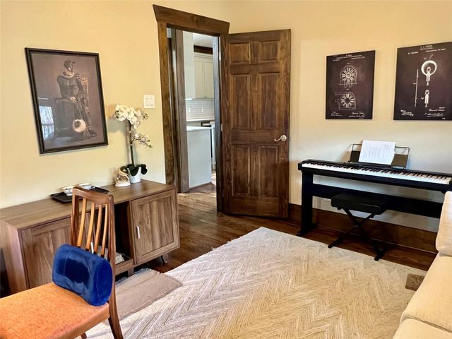 1021 Louise Street A, Houston, TX 77009