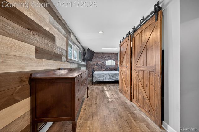 91 Wendelton Road, Troy, MI 48084