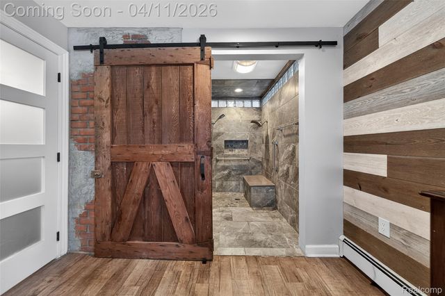 91 Wendelton Road, Troy, MI 48084