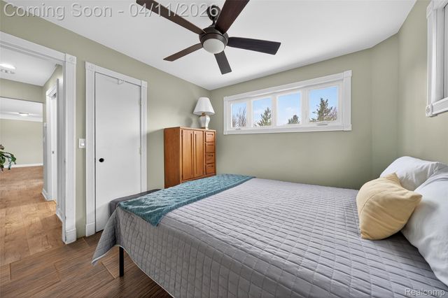 91 Wendelton Road, Troy, MI 48084