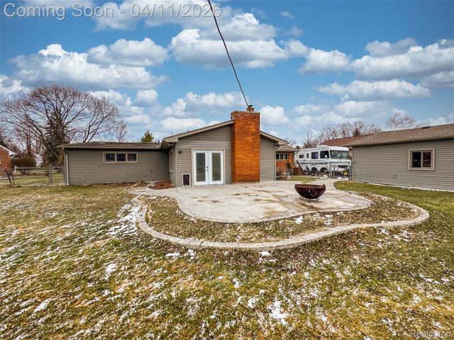 91 Wendelton Road, Troy, MI 48084