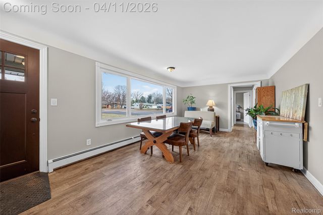 91 Wendelton Road, Troy, MI 48084