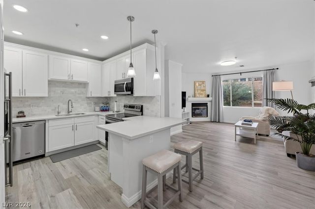 2900 Sunridge Heights Parkway 1022, Henderson, NV 89052