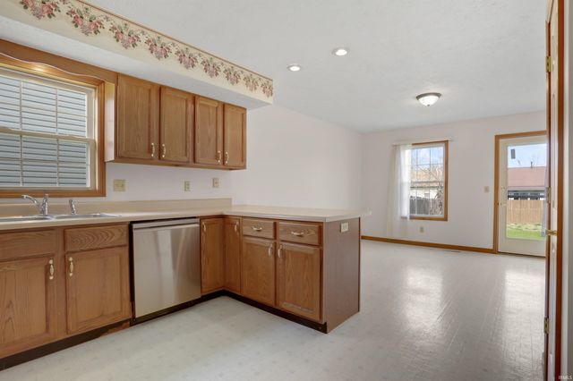 2944 Elmridge Drive, Evansville, IN 47711