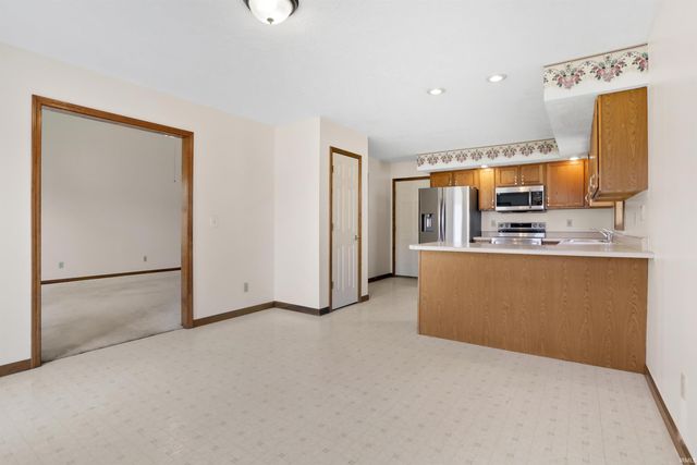 2944 Elmridge Drive, Evansville, IN 47711