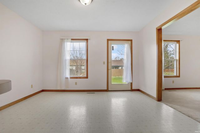 2944 Elmridge Drive, Evansville, IN 47711